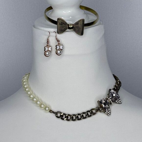 Bows chains and pearl theme jewelry - Picture 7 of 8